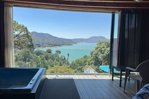 Depa Jacuzzi Lake View Heated Swimming Pool 4