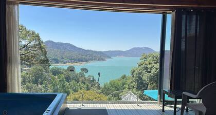 Depa Jacuzzi Lake View Heated Swimming Pool 4