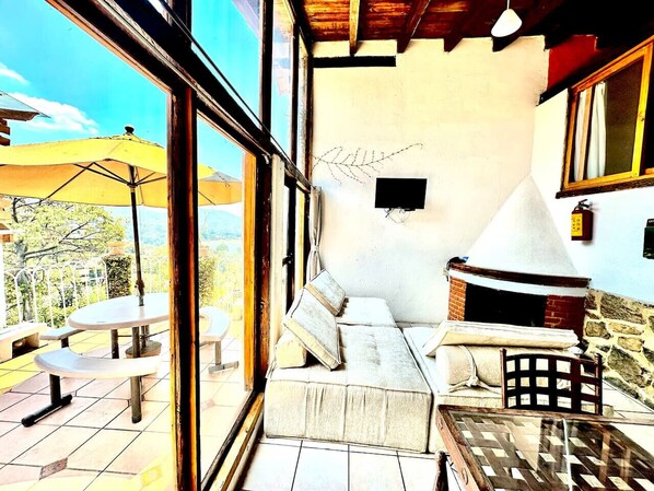 Interior - Lake View Cabin Heated Swimming Pool 2 (Valle de Bravo)