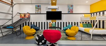 Pusch Ridge Mountain View Home with Gameroom and Casita Epic