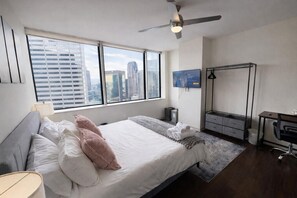 1 間睡房、書桌、熨斗/熨衫板、Wi-Fi