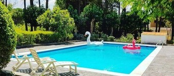 Rural house 5min from Salamanca, 5000m² with swimming pool and barbecue