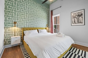 2 chambres, fer et planche à repasser, Wi-Fi, draps fournis