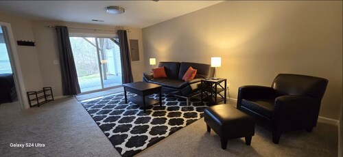 NEW Basement Loft Close to All Things Raleigh/Wake