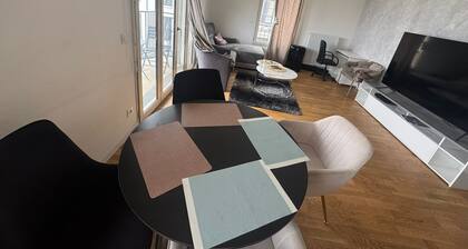 Building carré d'éden