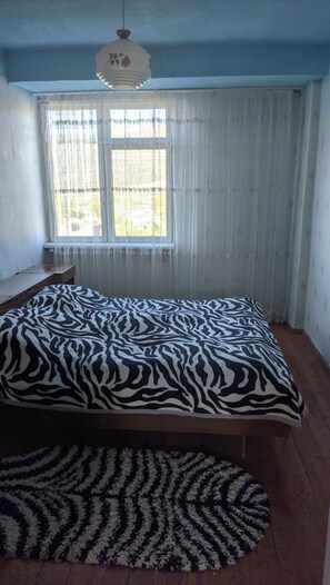 2 bedrooms, iron/ironing board
