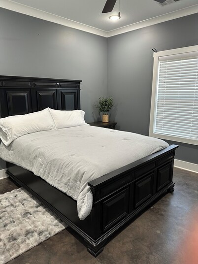 Ace’s Hideaway Modern 2bed/2bath with great location Steel/Duck/Farm community