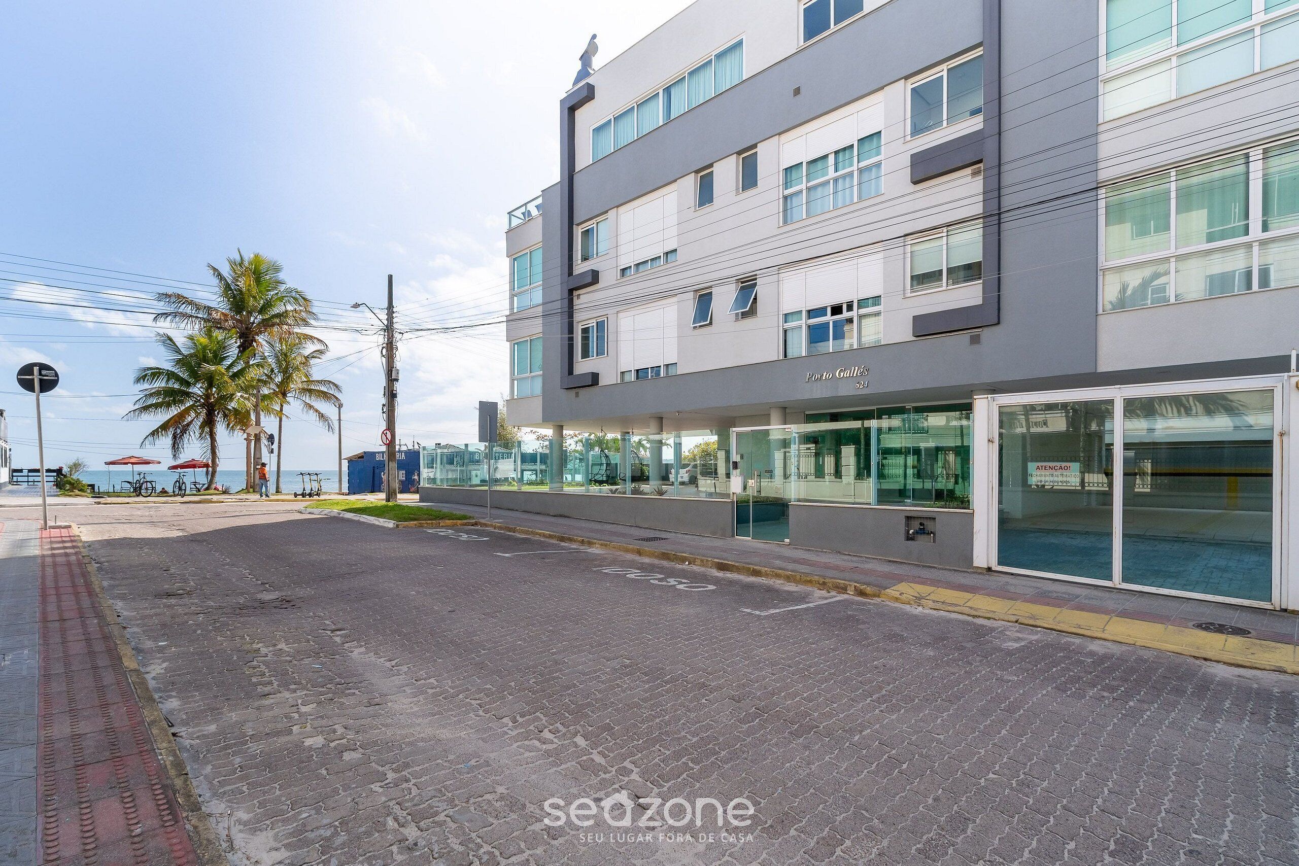 Basic Apartment | Exterior
