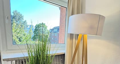 REGENCY Apartments - City Wohnung I Balkon I WLAN I Netflix I ParkplÀtze