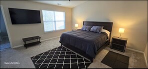 3 bedrooms, desk, iron/ironing board, free WiFi