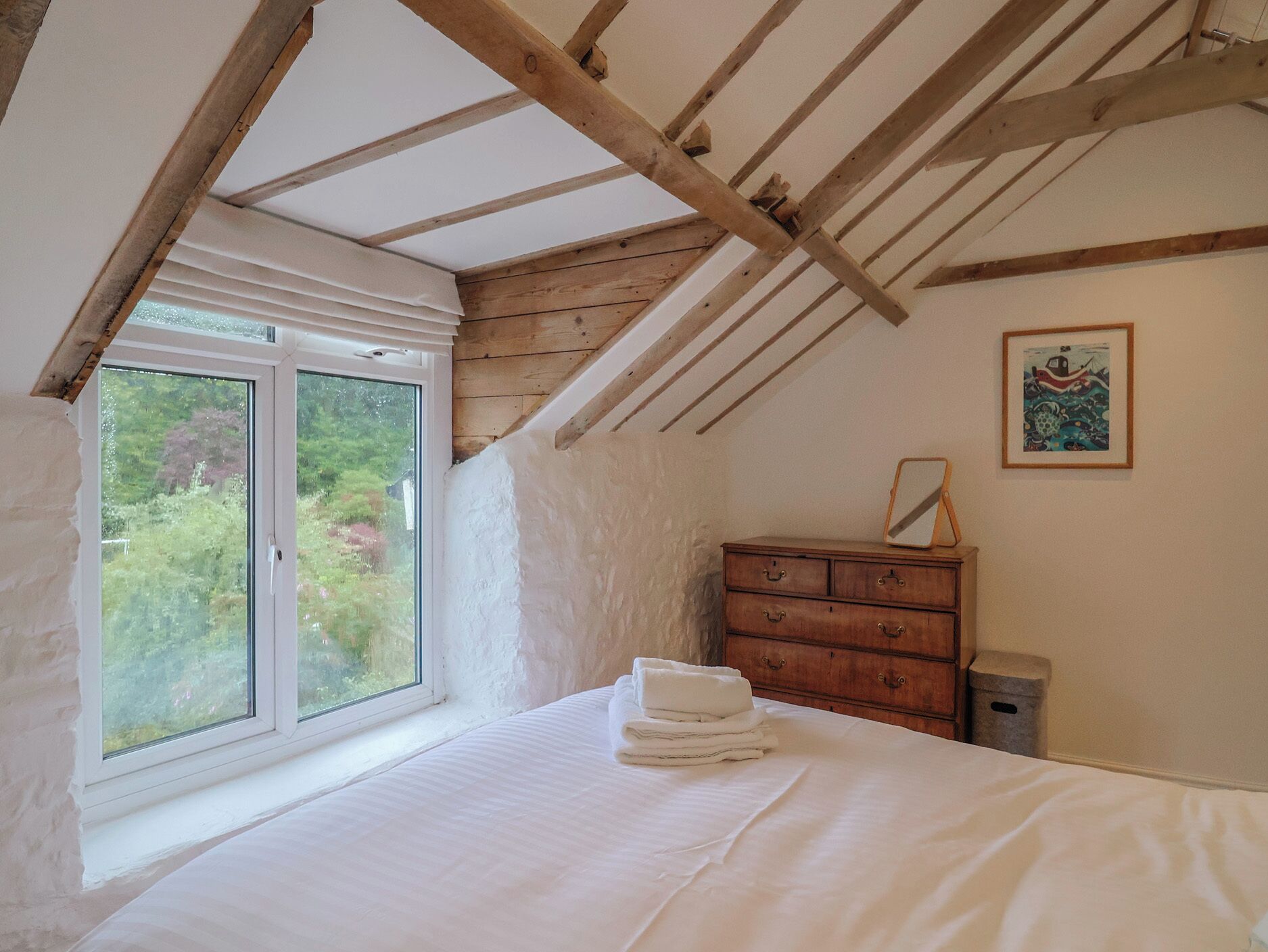 3 bedrooms, individually decorated, individually furnished, free WiFi