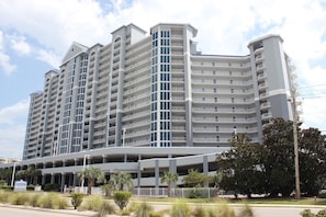 Exterior - Lighthouse 603, Aqua Vista - Beautiful Beachfront Gulf Shores Condo. (Gulf Shores)