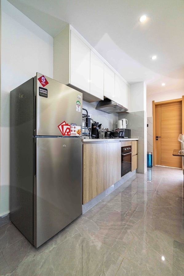 Microwave, oven, stovetop