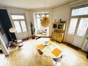 تناول الطعام