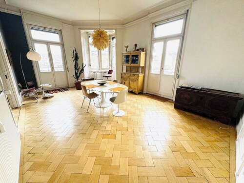 LOFT Vanelyn | RETRO | Center | Spacious