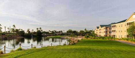 المنطقة المحيطة بالمنشأة