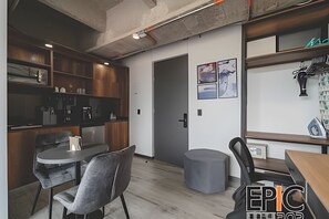 Suite | Interior
