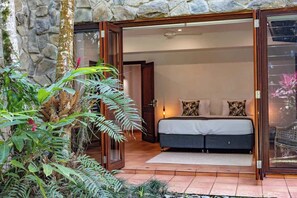 4 Schlafzimmer, Bügeleisen/Bügelbrett, WLAN, Bettwäsche