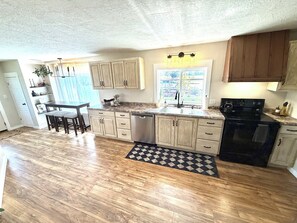 Microwave, oven, stovetop, dishwasher