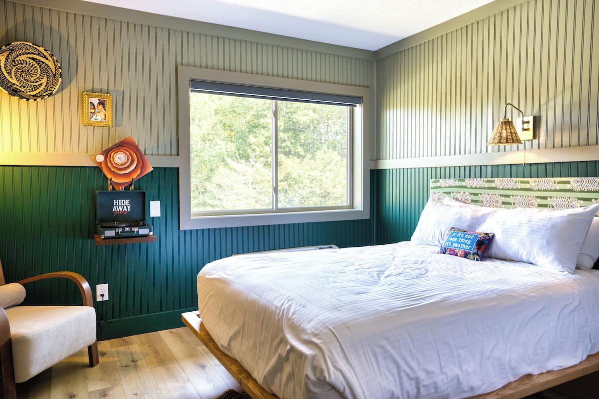 Habitación doble clásica, 1 cama King size | Cortinas blackout y wifi gratis