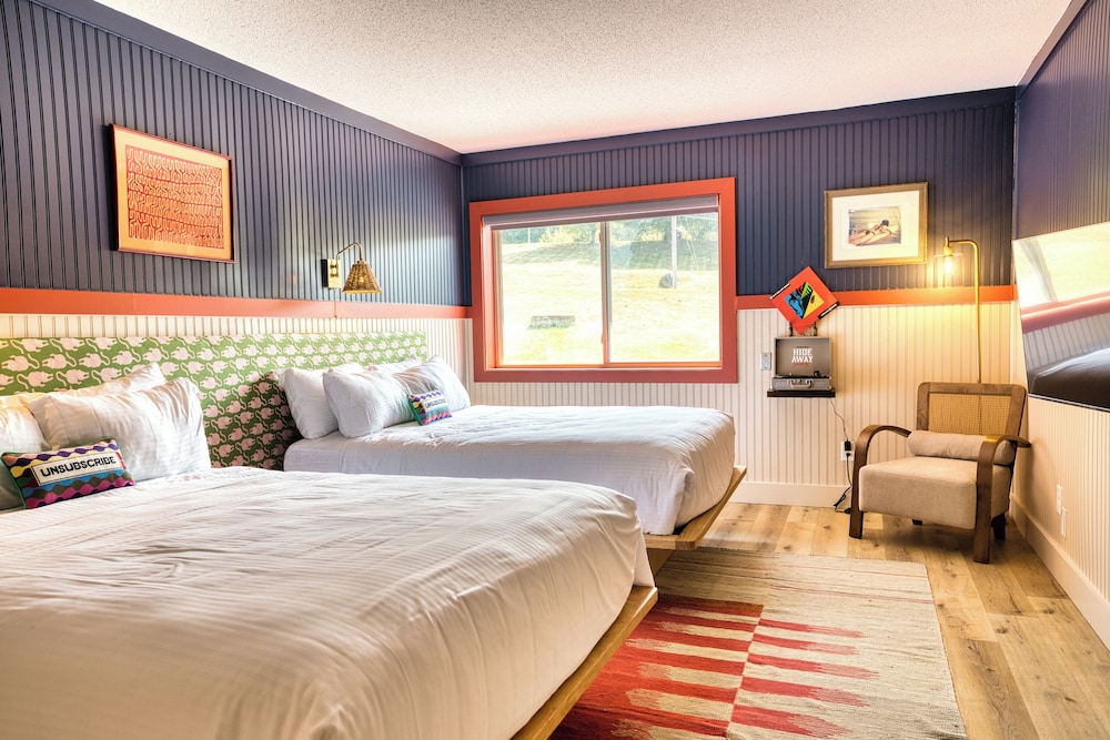 A Hotel Inn Sunapee by null