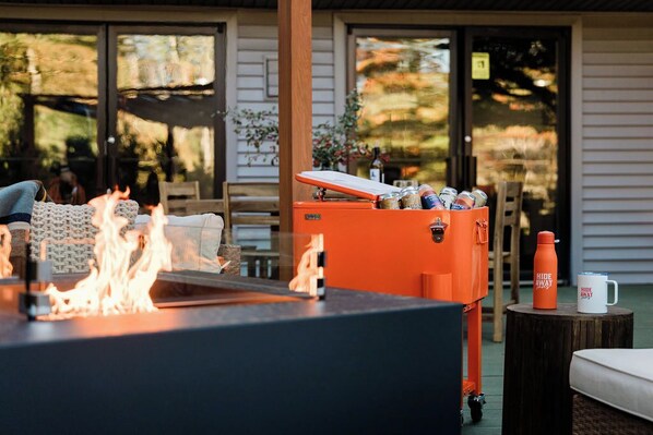 Terrace/patio - Hideaway Inn Mt.Sunapee (Newbury)
