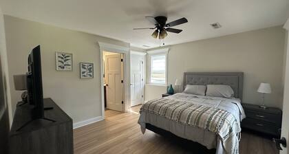 Spacious 5-bedroom house in phenomenal Galena with hot tub, game room