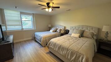 5 bedrooms, iron/ironing board, free WiFi, bed sheets