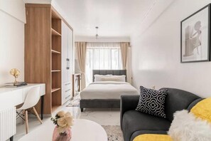 1 bedroom, internet, bed sheets - Smarthomes Cozy Studio (Nairobi)