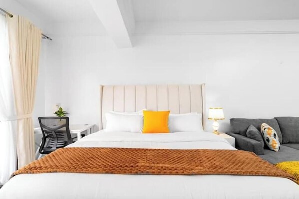 1 bedroom, internet, bed sheets