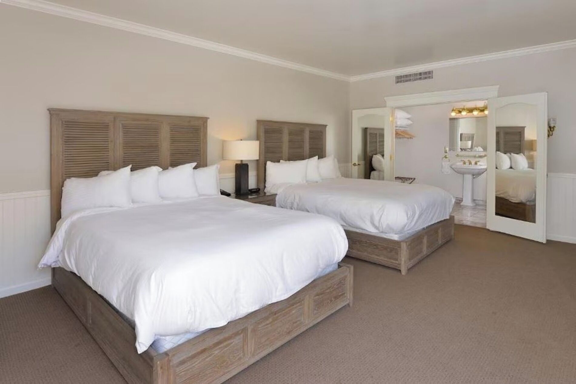 2 camere, ferro/asse da stiro, Wi-Fi gratuito, lenzuola