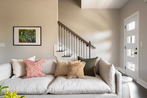 House (1 Bedroom) | Interior