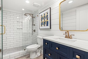 Condo, Partial Ocean View | Bathroom | Free toiletries, hair dryer, towels, toilet paper