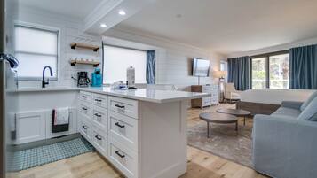 Condo, Partial Ocean View | Private kitchen | Full-size fridge, microwave, oven, stovetop