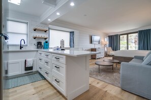 Condo, Partial Ocean View | Private kitchen