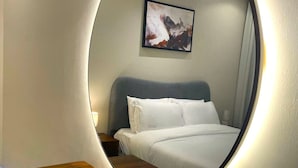 Căn hộ Cao cấp, 1 giường cỡ king, dịch vụ dọn phòng, quang cảnh vườn