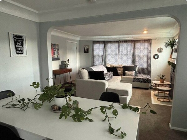 Living area - Tacoma Haven (Tacoma)