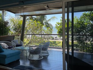 Terrace/patio - Beach vibes 2-bedroom house with gorgeous sea views in Machans Beach (Machans Beach)