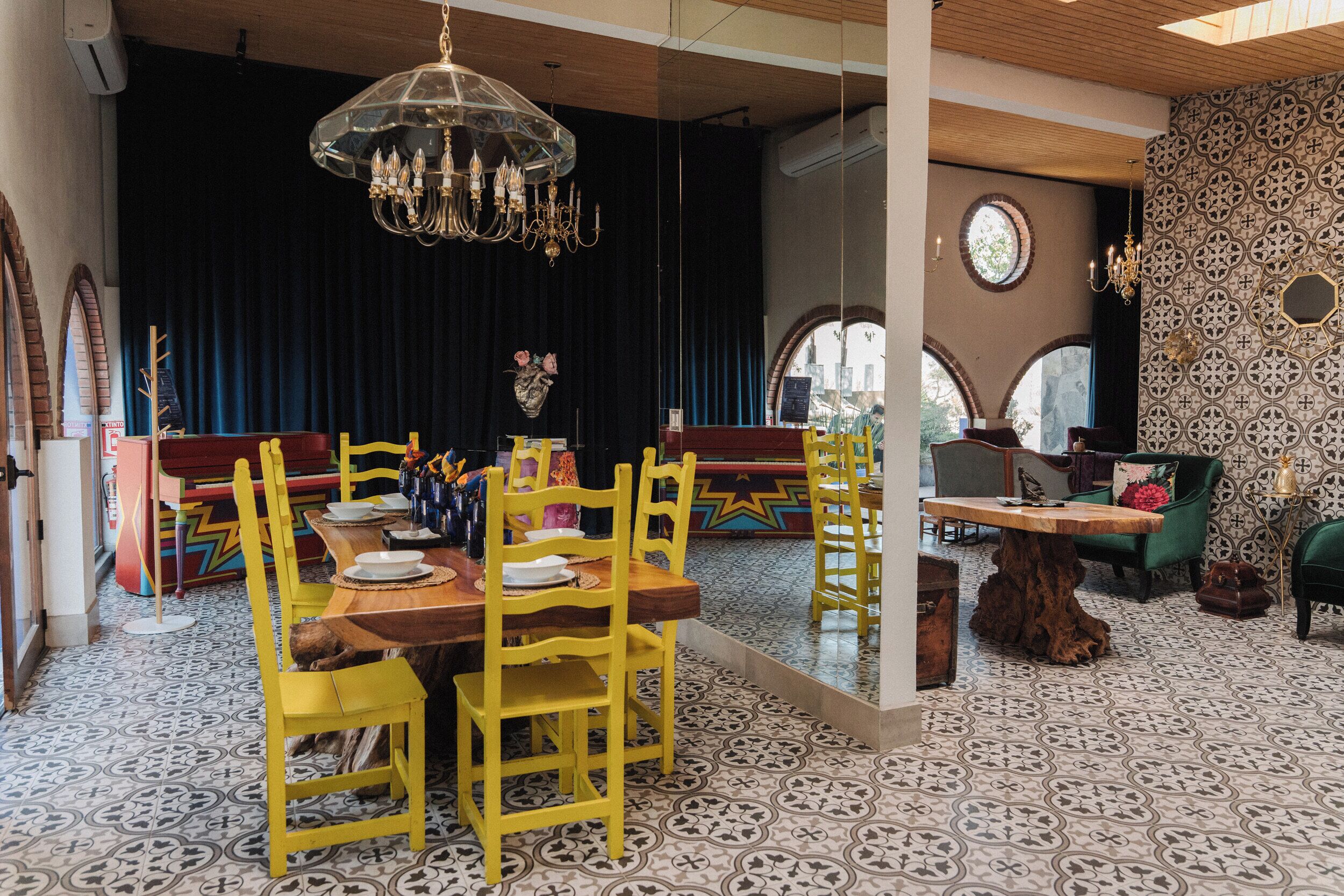 Design villa, uitzicht op wijngaard | Dineren op de kamer