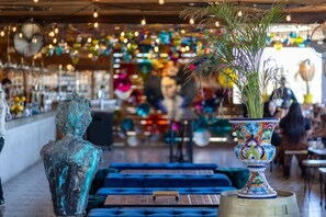 3 bars/lounges, rooftop bar - Casa Frida (Valle de Guadalupe)