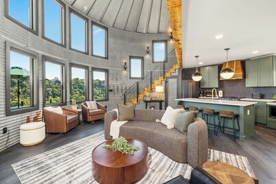 Grain Bin Silo w/ Loft • Fire Pit • Near Downtown Lynchburg