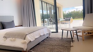 4 chambres, fer et planche à repasser, accès à Internet, literie fournie