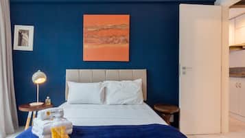 1 habitación, tabla de planchar con plancha, wifi gratis y ropa de cama