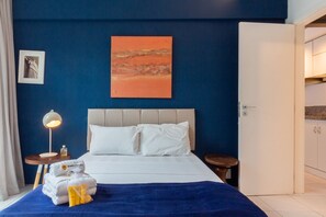 1 habitación, tabla de planchar con plancha, wifi gratis y ropa de cama 