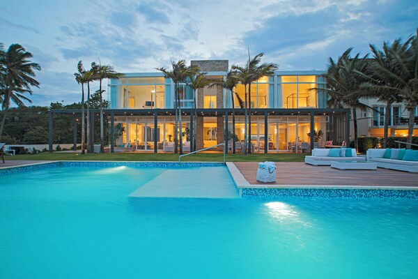 Casa Estefania Luxury 10br Oceanfront Villa - Cabarete