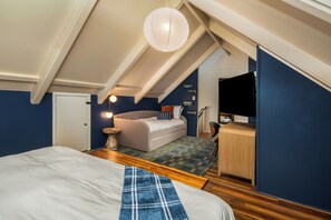 4 makuuhuonetta, silitysrauta/-lauta, Wi-Fi, vuodevaatteet