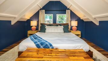 4 slaapkamers, een strijkplank/strijkijzer, gratis wifi, beddengoed