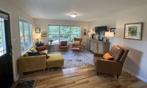 Interior - New! Salamander Hill Cottage by Buffalo Mtn Getaway (Floyd)