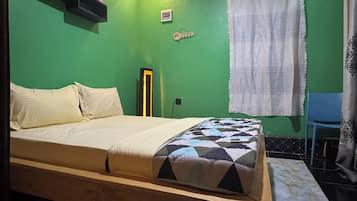 3 bedrooms, WiFi, bed sheets