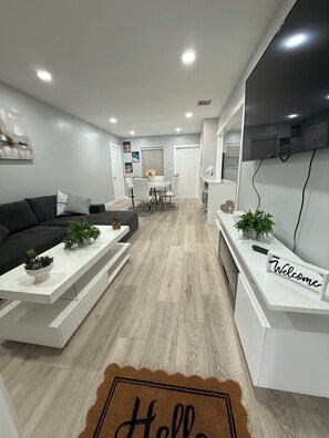 Televisor i llar de foc